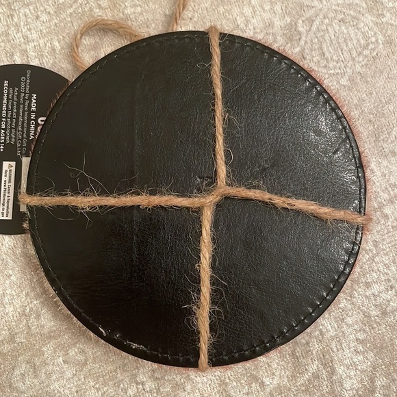 Brand New Set of 4 Cowhide Coasters Western Decor Farmhouse - Picture 3 of 8